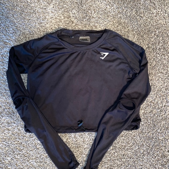 Gymshark Tops - GYMSHARK CROPPED LONG SLEEVE- perfect condition